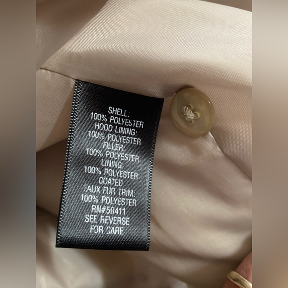 WOMEN’S CROFT & BARROW QUILTED WINTER COAT - SZ MEDIUM - Picture 5 of 16